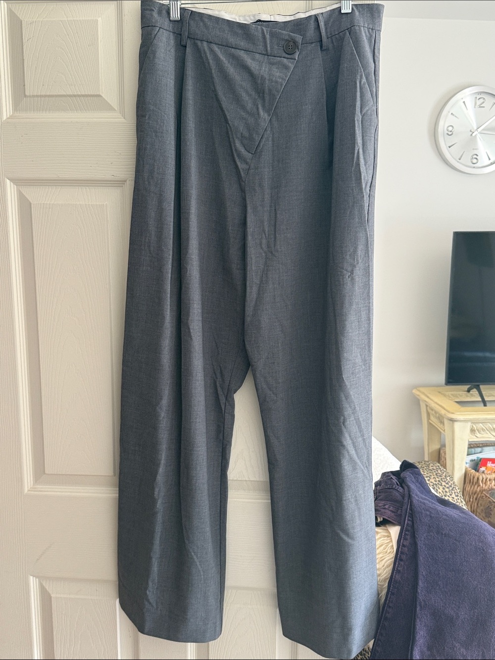 Zara Women’s Dark Gray Dress Trousers
